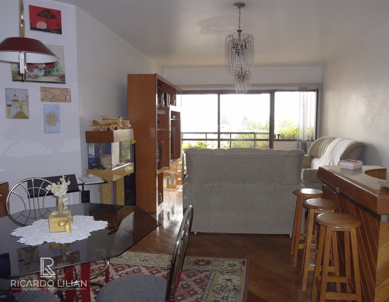 Apartamento à venda com 3 quartos, 125m² - Foto 2