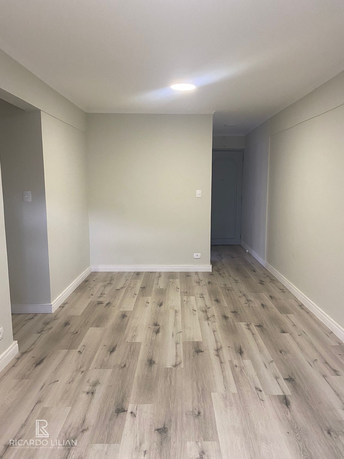 Apartamento à venda com 2 quartos, 62m² - Foto 1