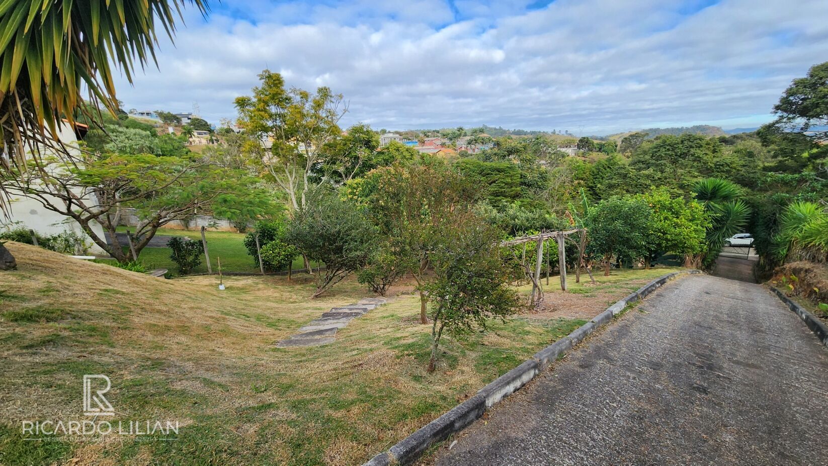 Chácara à venda com 4 quartos, 2000m² - Foto 13