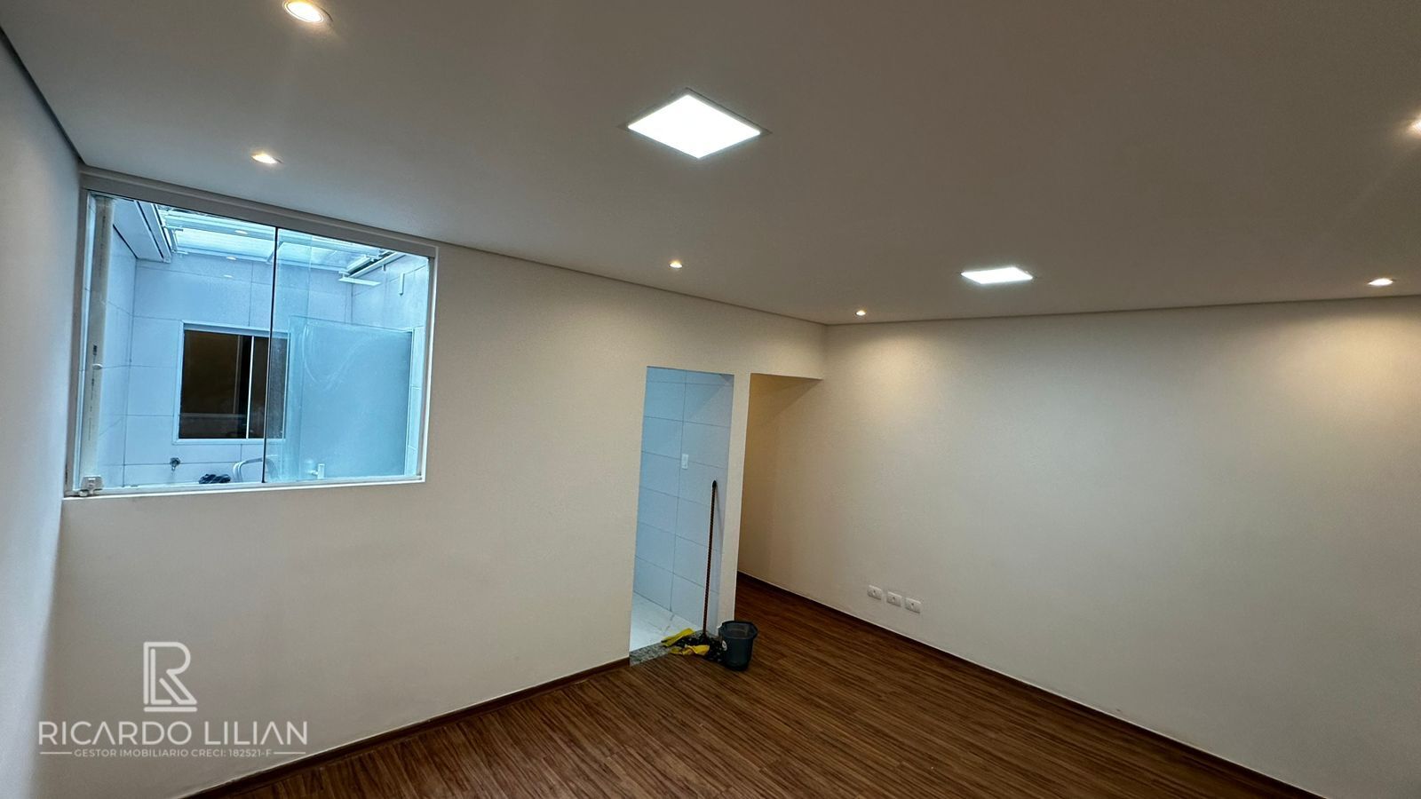 Apartamento à venda com 2 quartos, 72m² - Foto 13