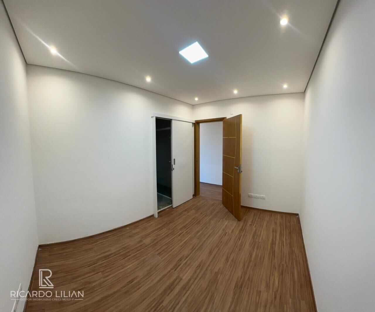 Apartamento à venda com 2 quartos, 72m² - Foto 6