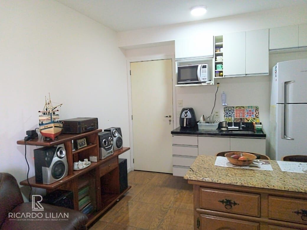 Apartamento à venda com 1 quarto, 38m² - Foto 7