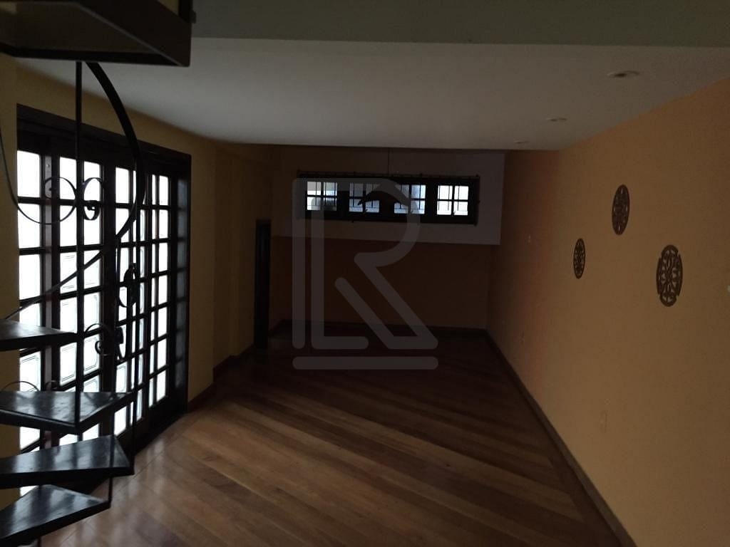 Sobrado à venda com 3 quartos, 140m² - Foto 3