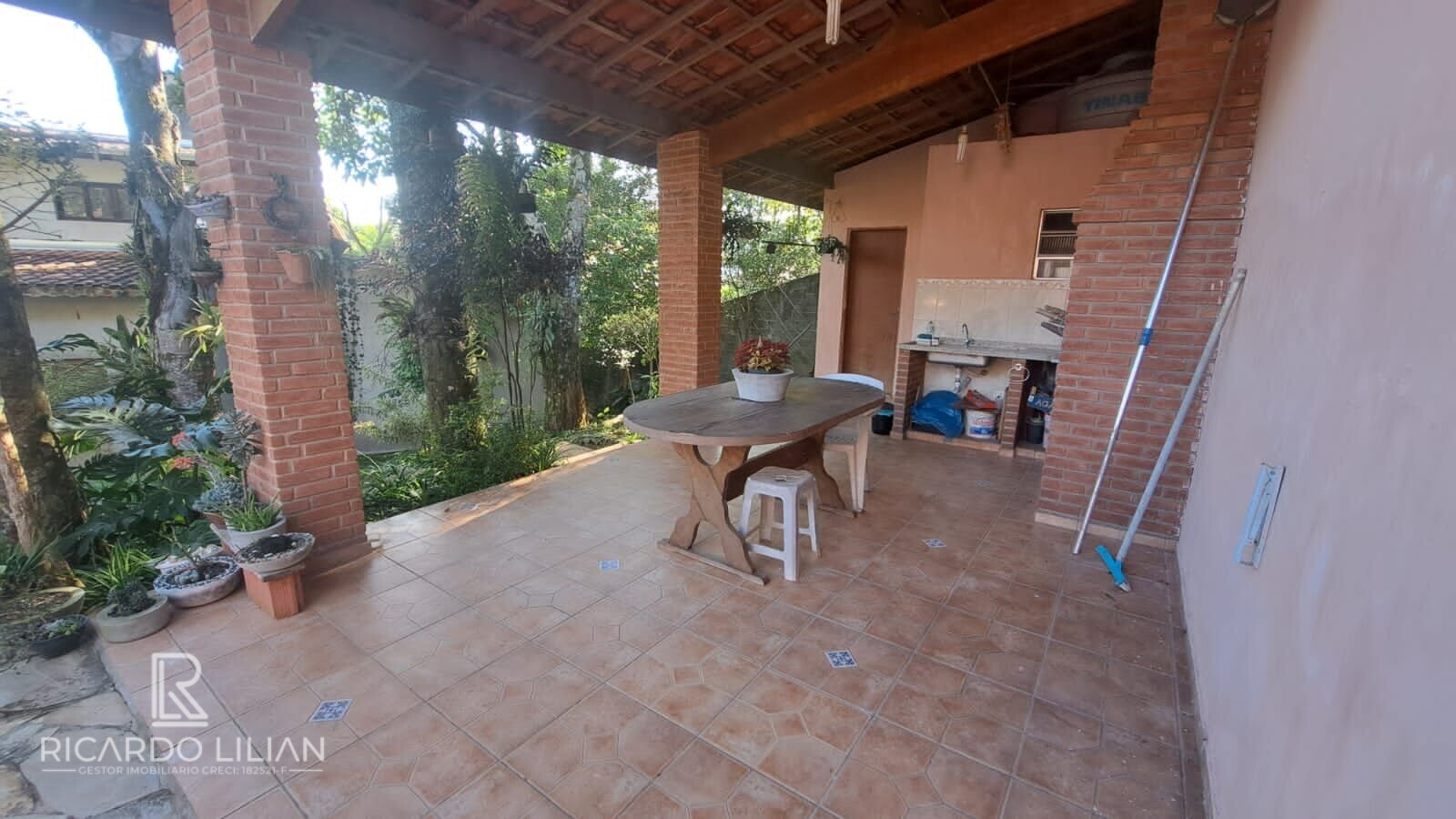 Sobrado à venda com 4 quartos, 347m² - Foto 12