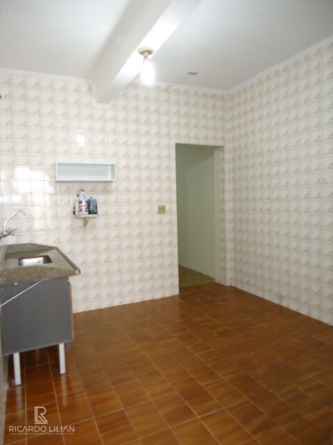 Sobrado à venda com 2 quartos, 149m² - Foto 15