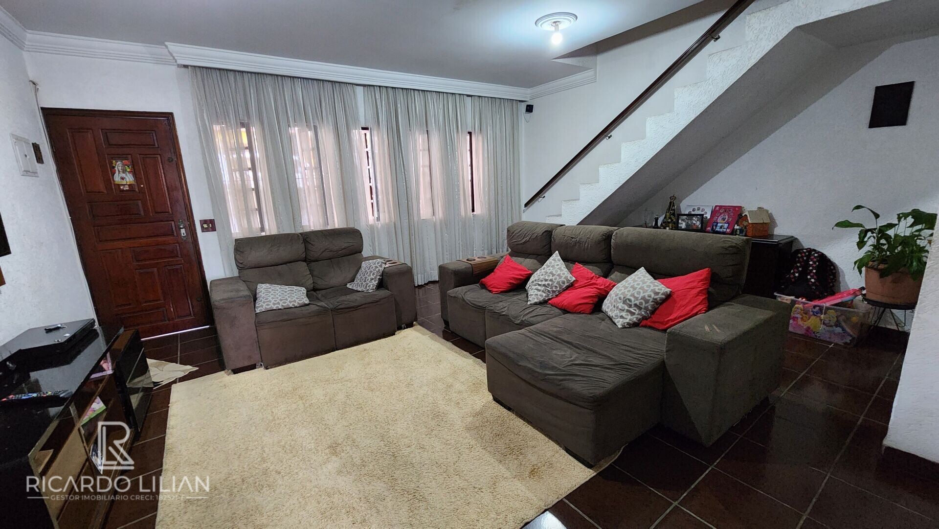 Sobrado à venda com 2 quartos, 113m² - Foto 2