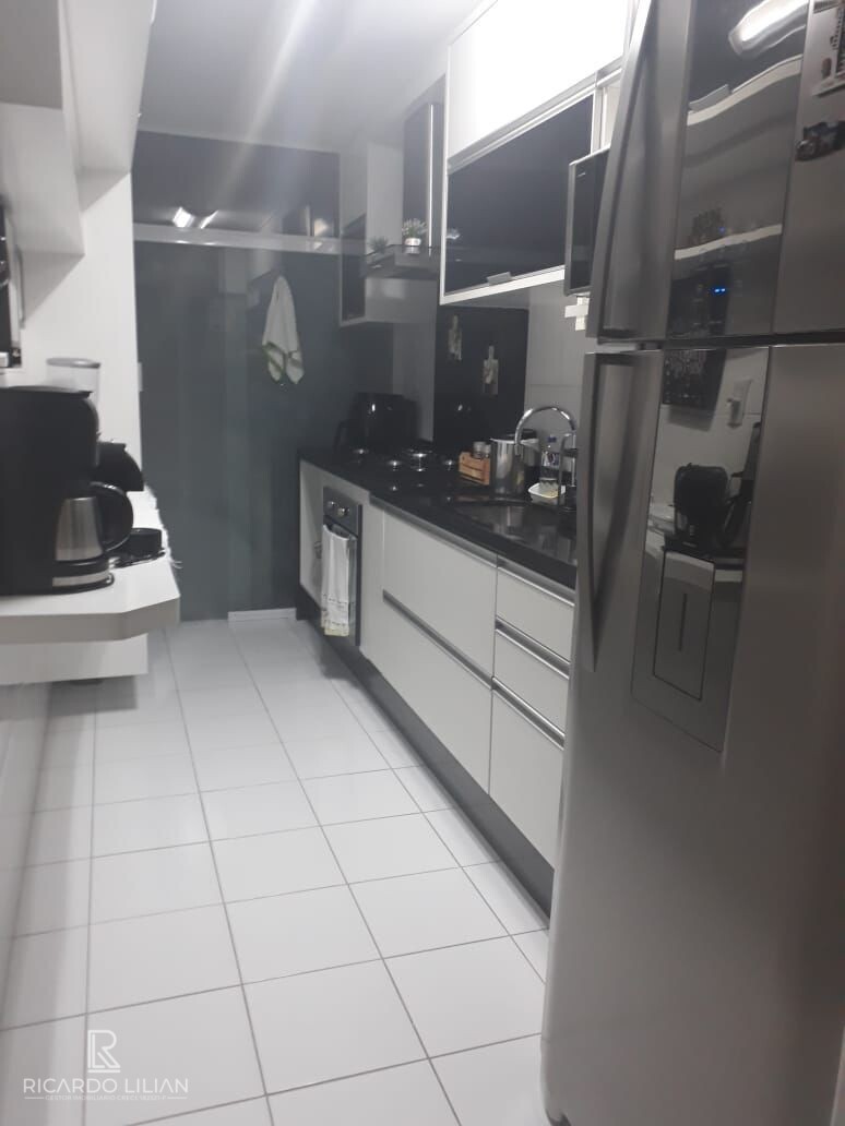 Apartamento à venda com 3 quartos, 92m² - Foto 11