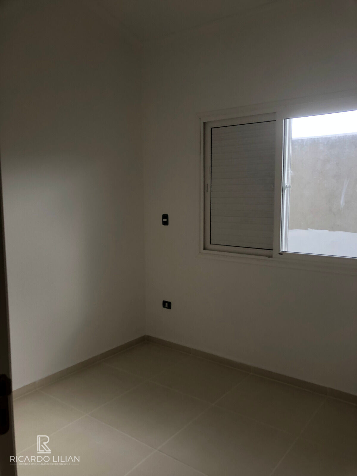 Casa à venda com 3 quartos, 80m² - Foto 15