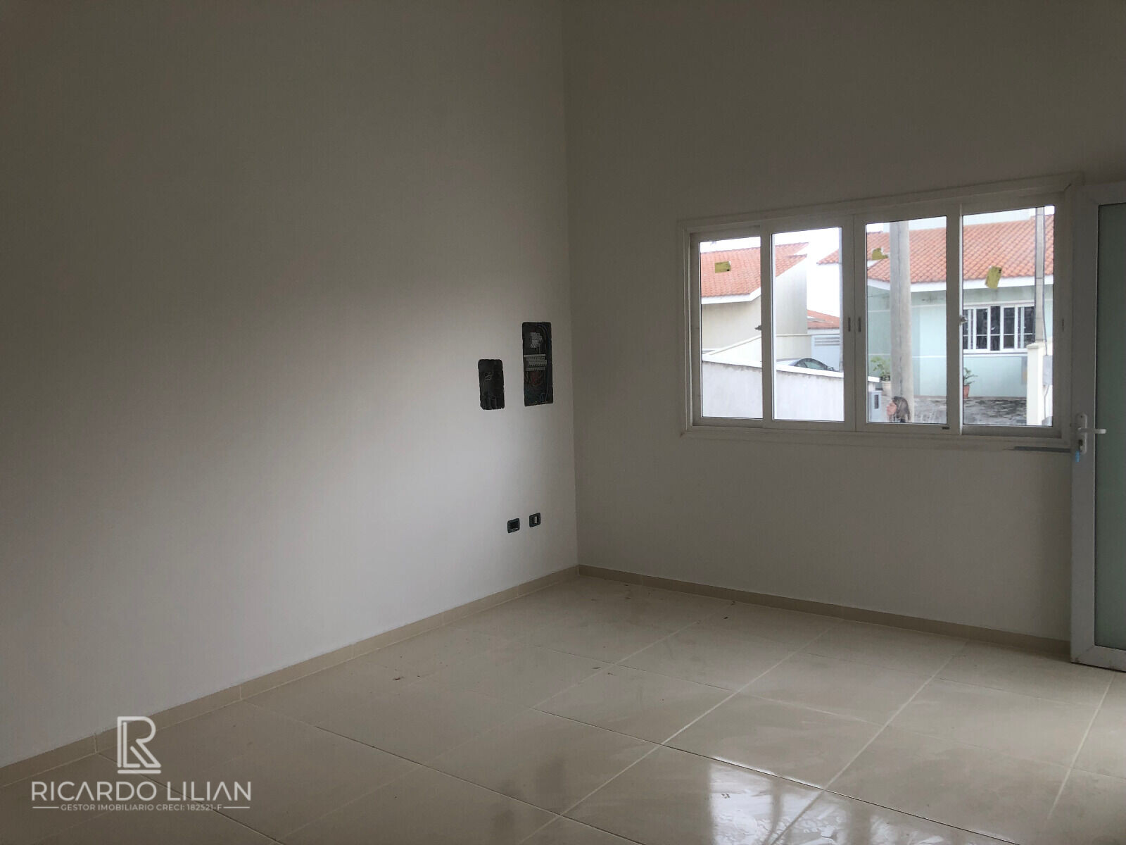 Casa à venda com 3 quartos, 80m² - Foto 13