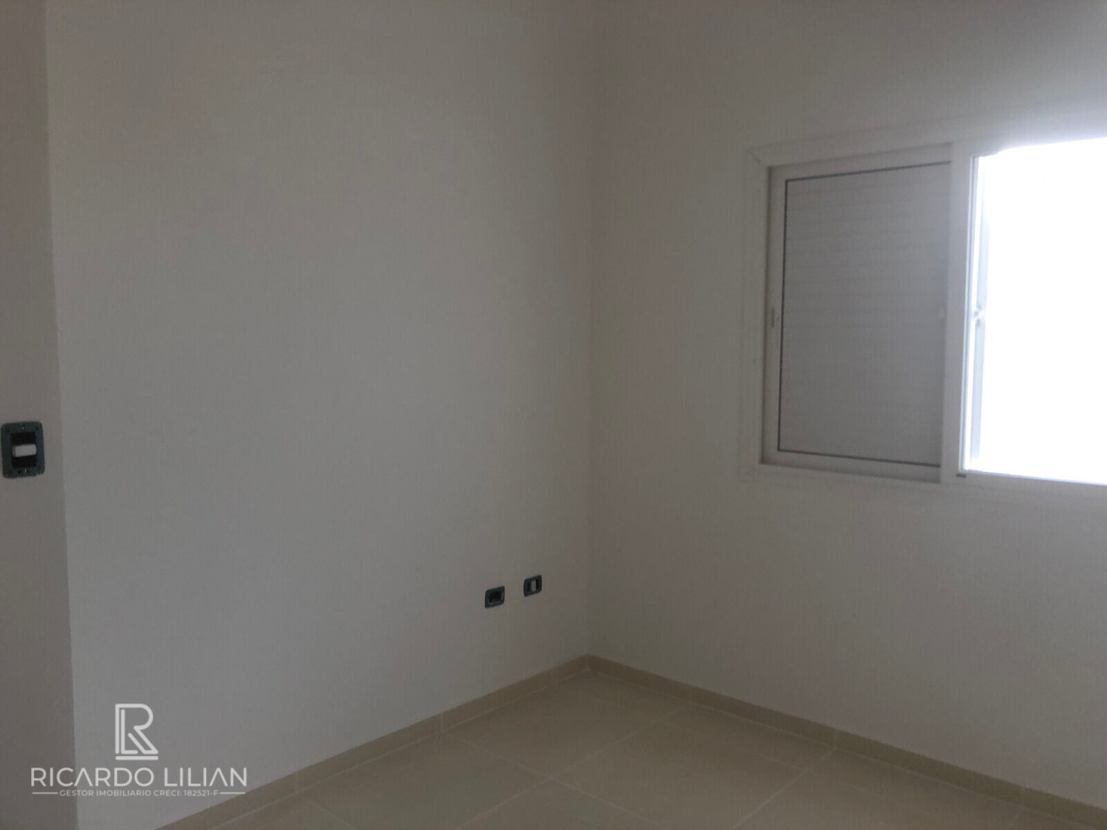 Casa à venda com 3 quartos, 80m² - Foto 18