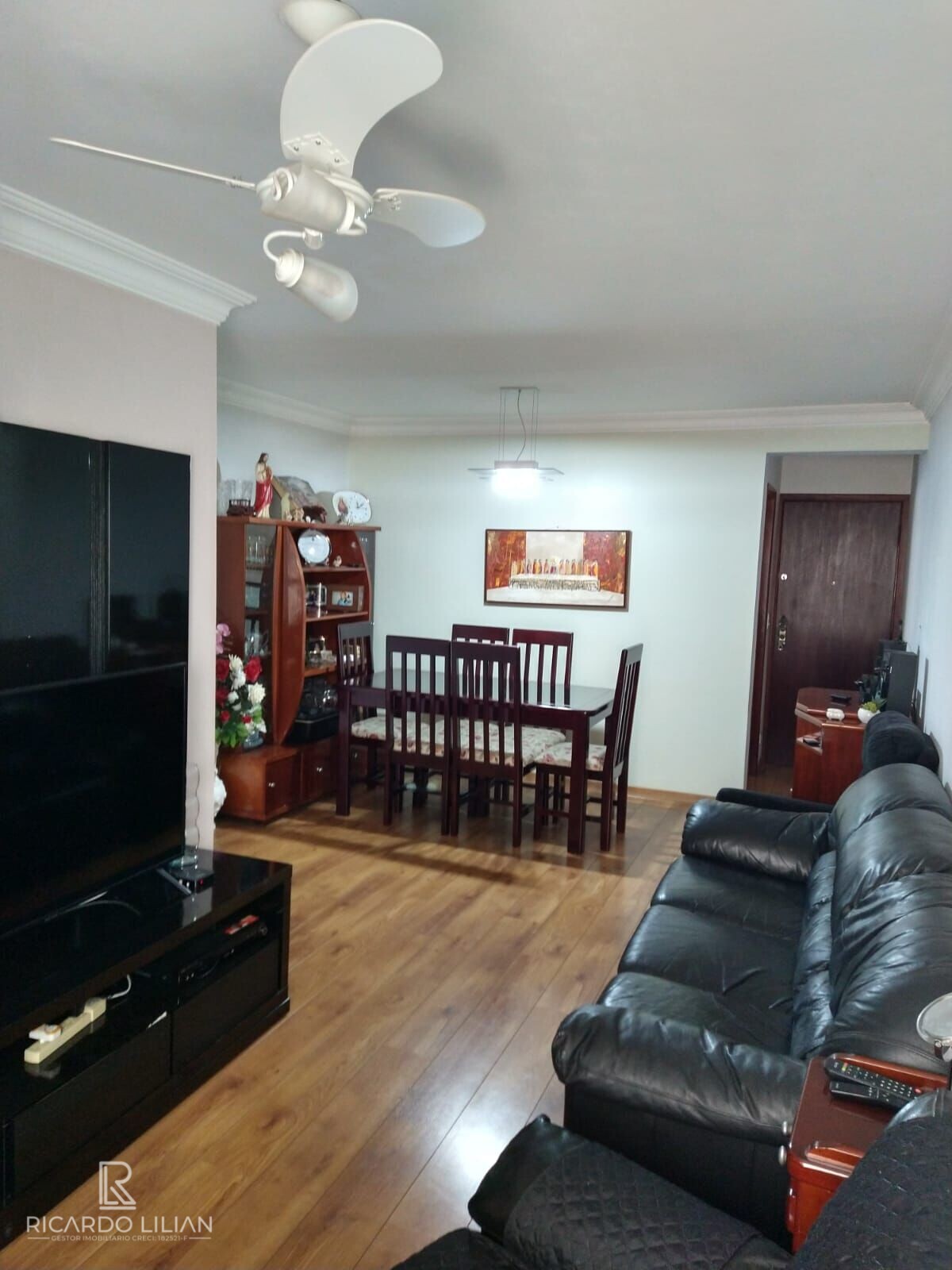 Apartamento à venda com 3 quartos, 87m² - Foto 1