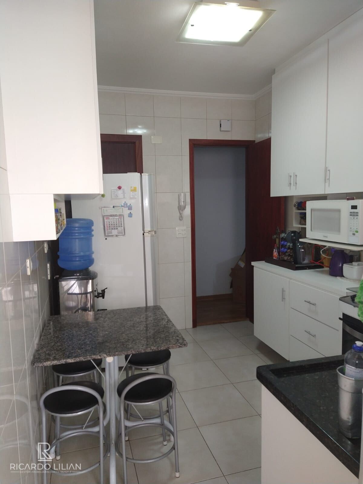 Apartamento à venda com 3 quartos, 87m² - Foto 8