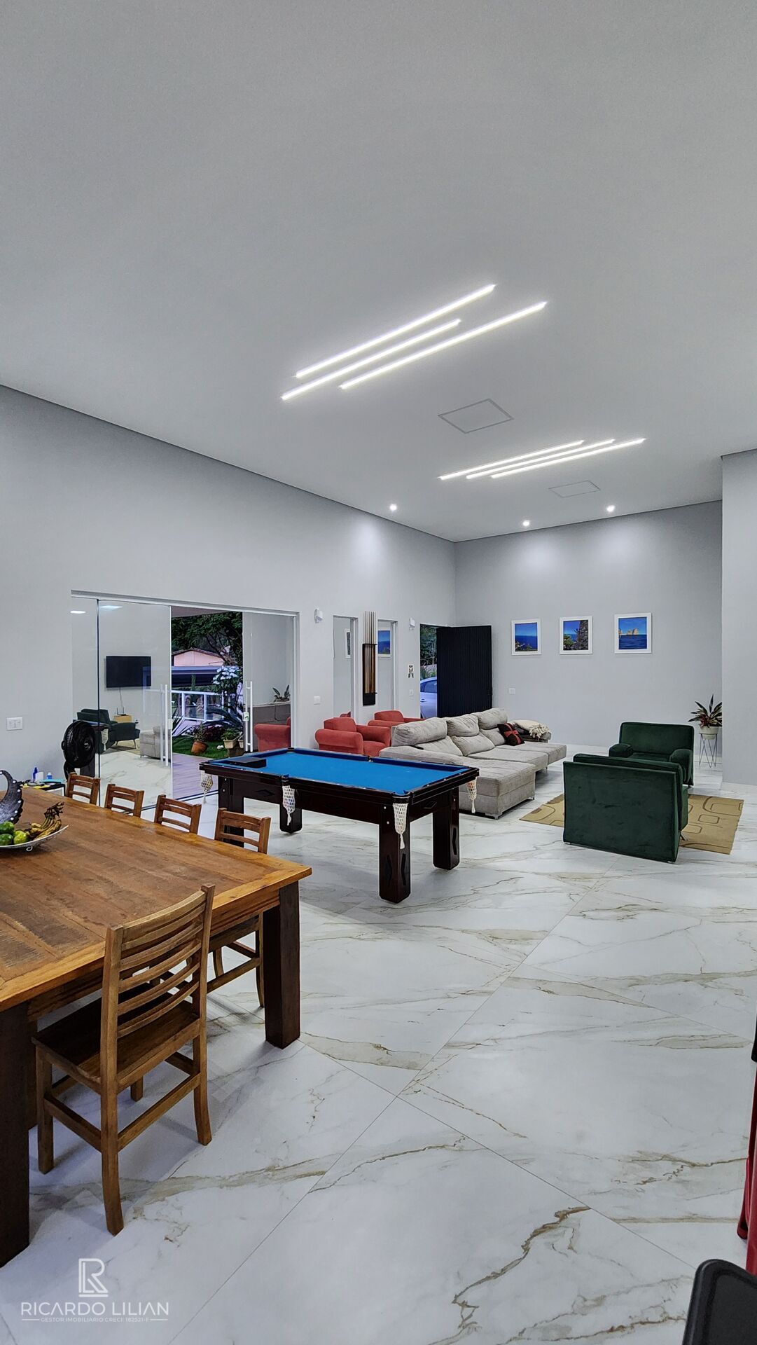 Casa à venda com 4 quartos, 320m² - Foto 13