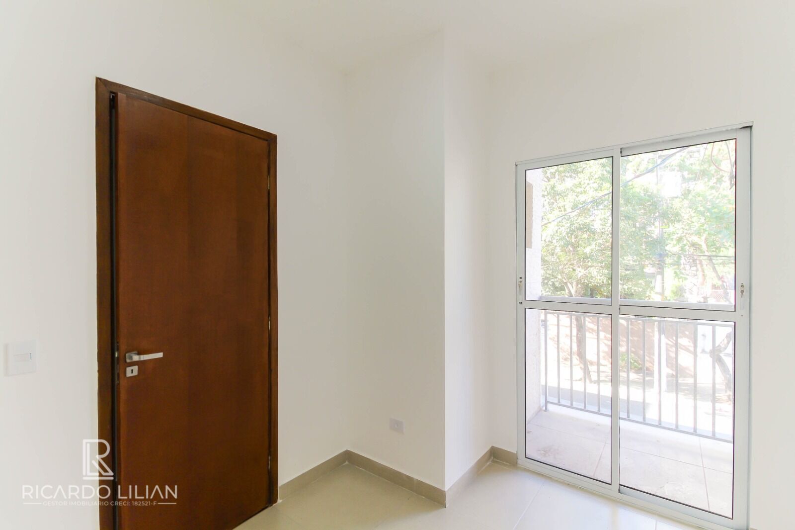 Apartamento à venda com 1 quarto, 28m² - Foto 13