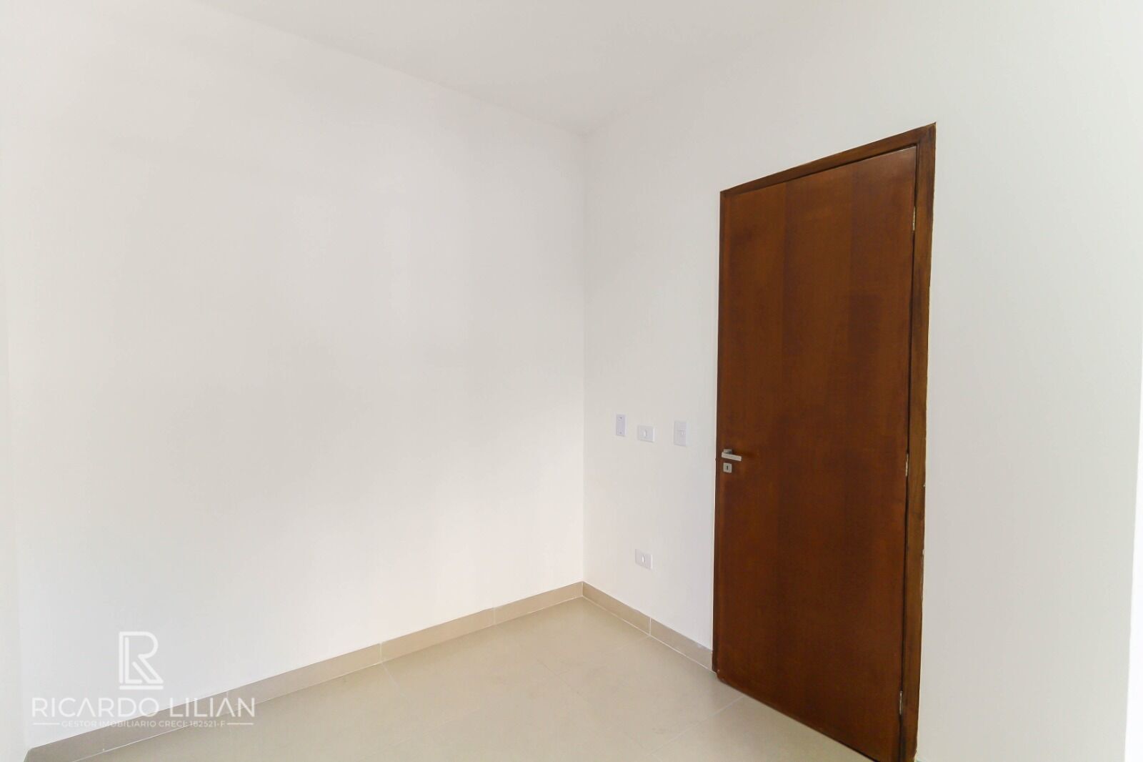 Apartamento à venda com 1 quarto, 28m² - Foto 7