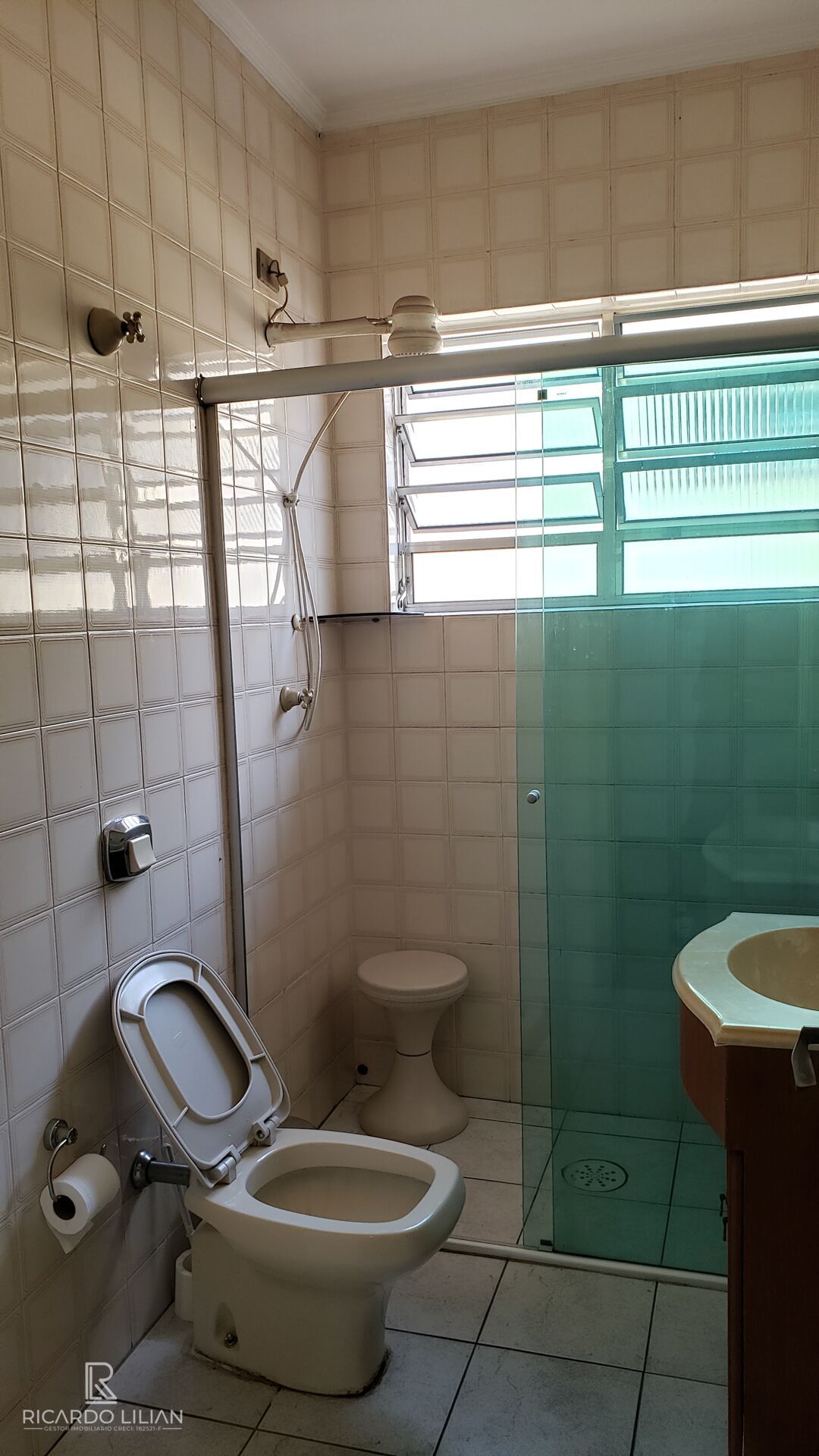 Sobrado à venda com 3 quartos, 247m² - Foto 23