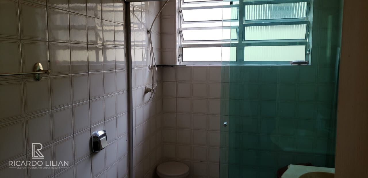 Sobrado à venda com 3 quartos, 247m² - Foto 24