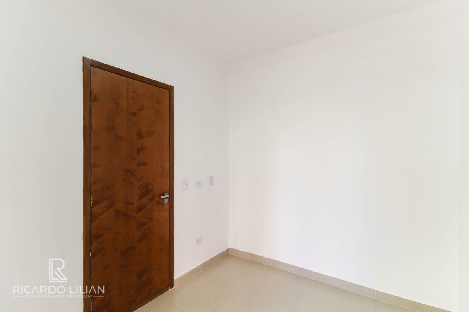 Apartamento à venda com 1 quarto, 28m² - Foto 5