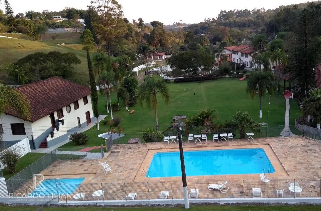 Casa Comercial à venda com 12 quartos, 4100m² - Foto 19