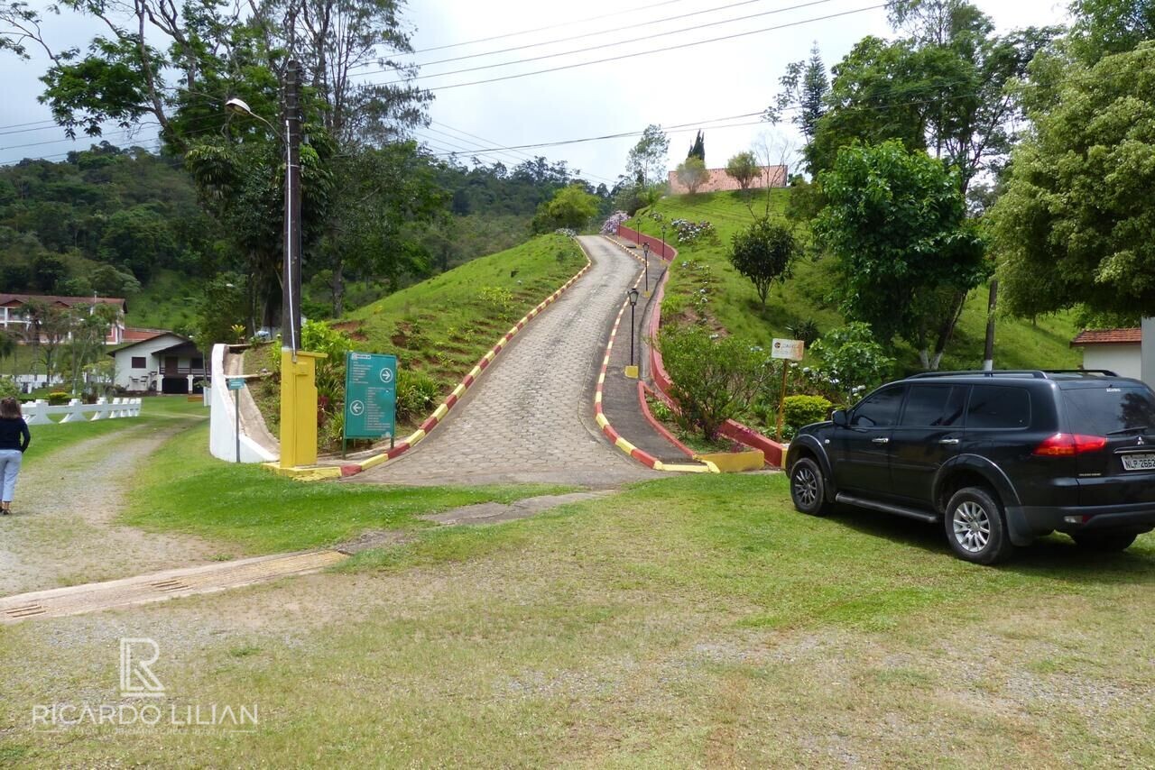 Casa Comercial à venda com 12 quartos, 4100m² - Foto 5