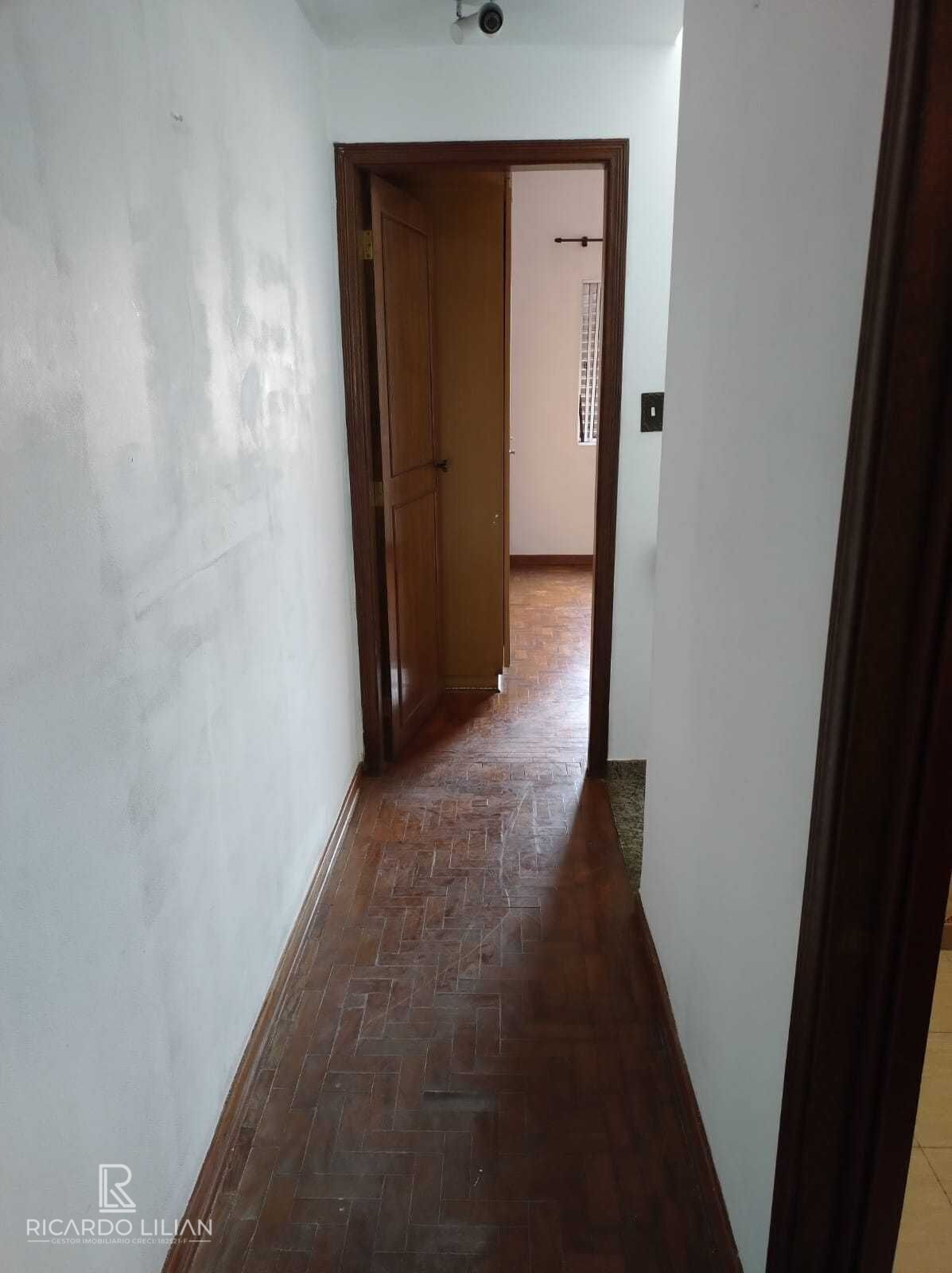 Casa à venda com 2 quartos, 180m² - Foto 14