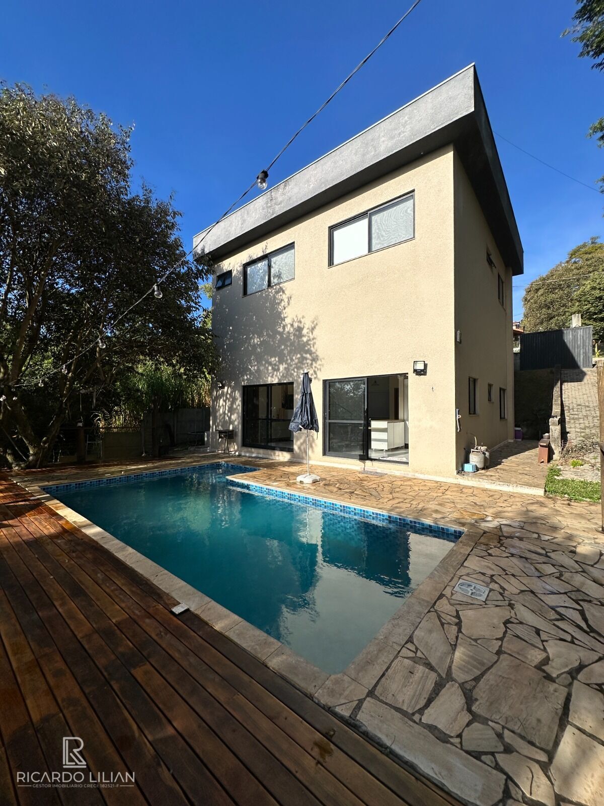 Chácara, 4 quartos, 1000 m² - Foto 1