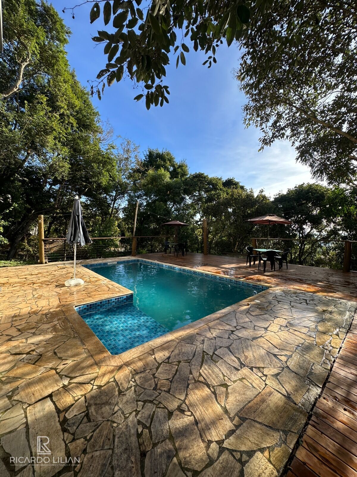 Chácara, 4 quartos, 1000 m² - Foto 11