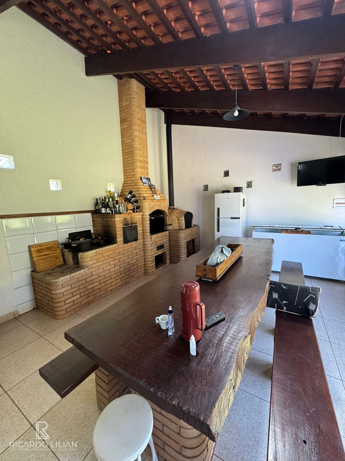 Chácara, 3 quartos, 1100 m² - Foto 3