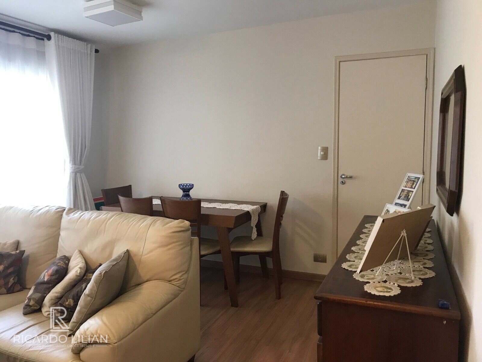 Apartamento à venda com 3 quartos, 92m² - Foto 4