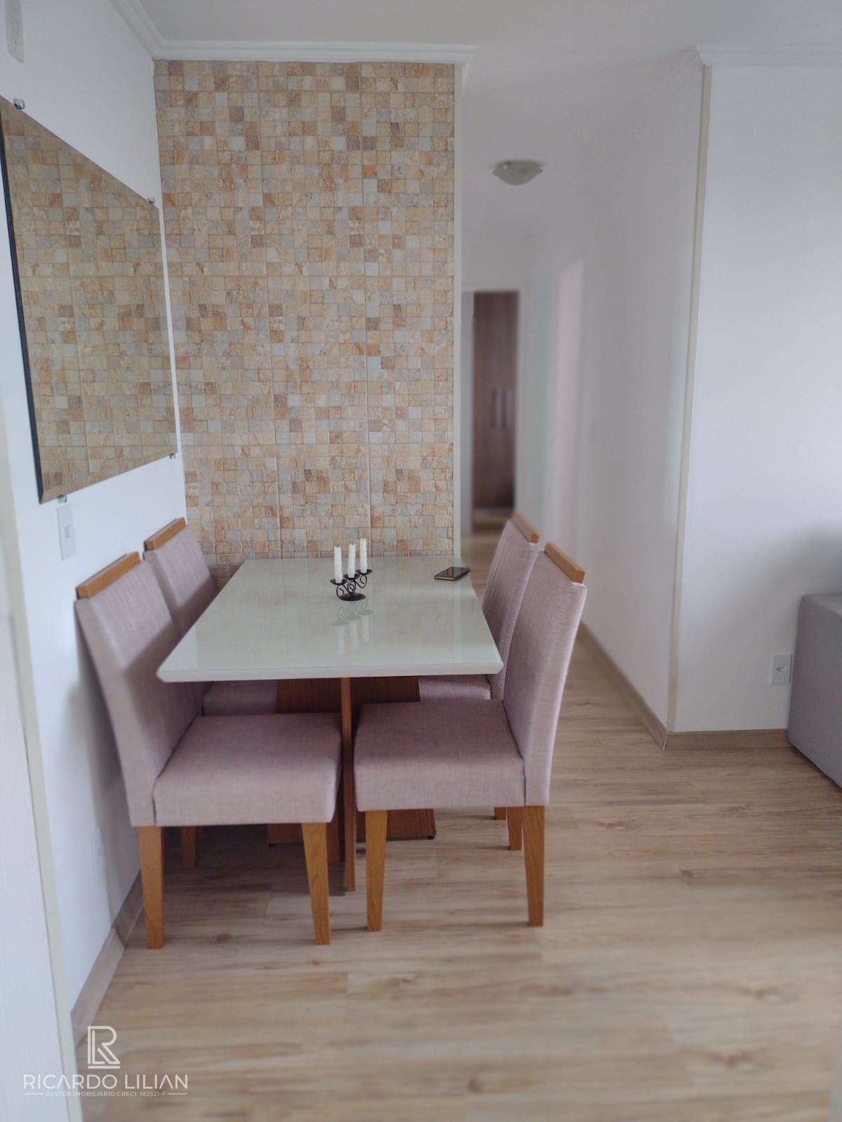 Apartamento à venda com 2 quartos, 47m² - Foto 1