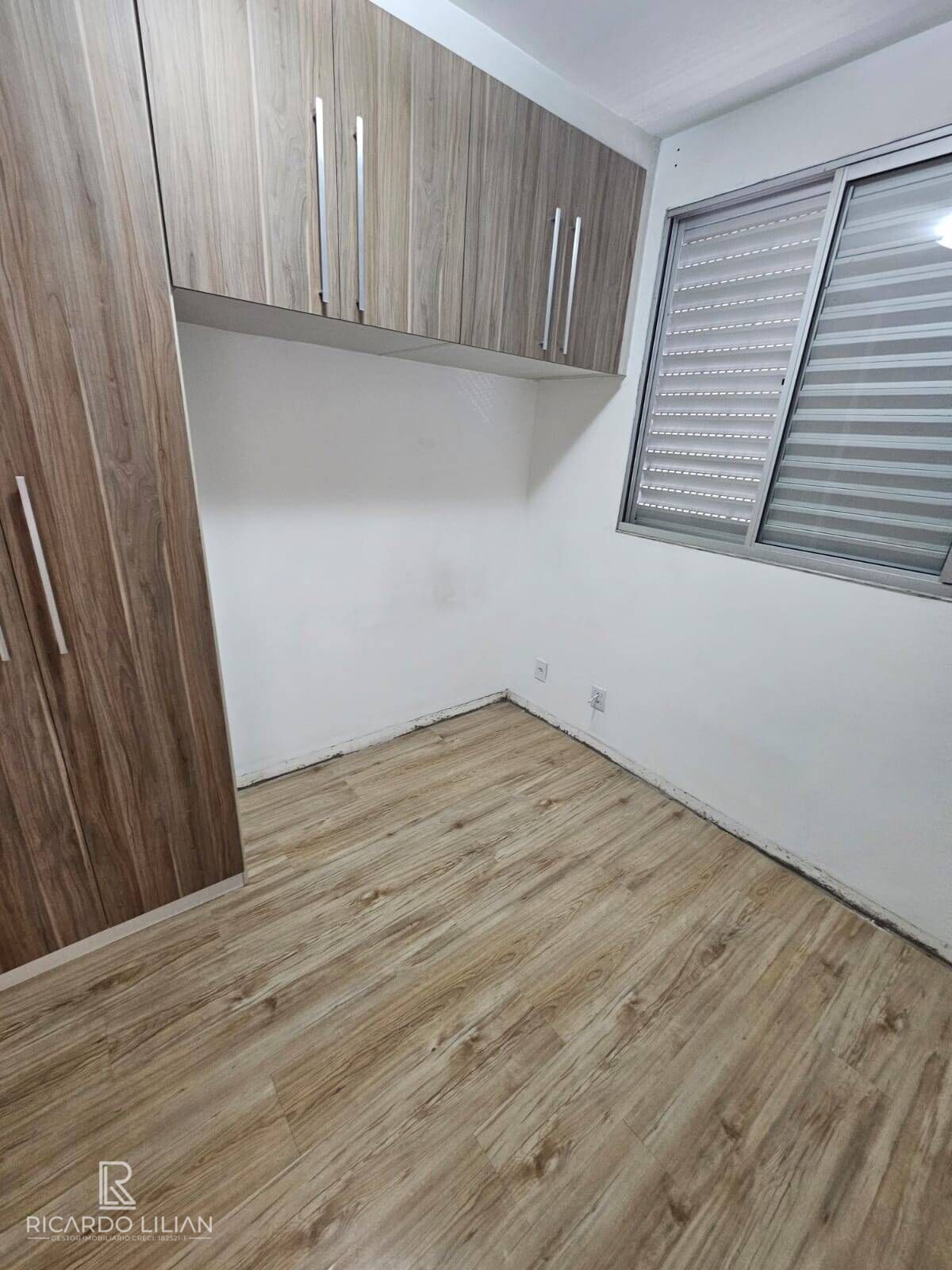 Apartamento à venda com 2 quartos, 47m² - Foto 15