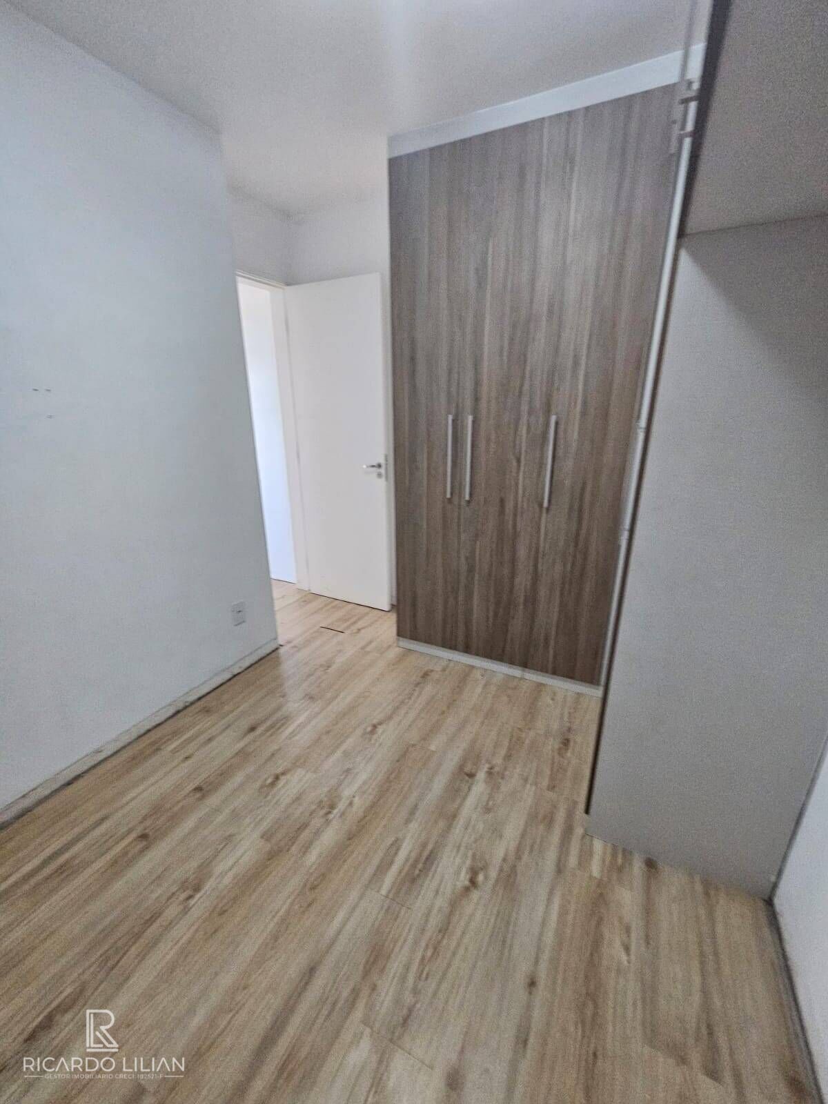 Apartamento à venda com 2 quartos, 47m² - Foto 14