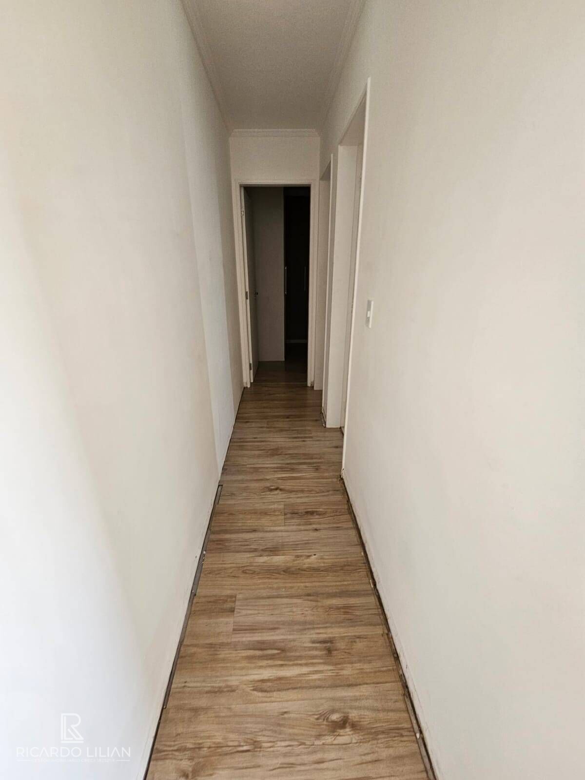 Apartamento à venda com 2 quartos, 47m² - Foto 17