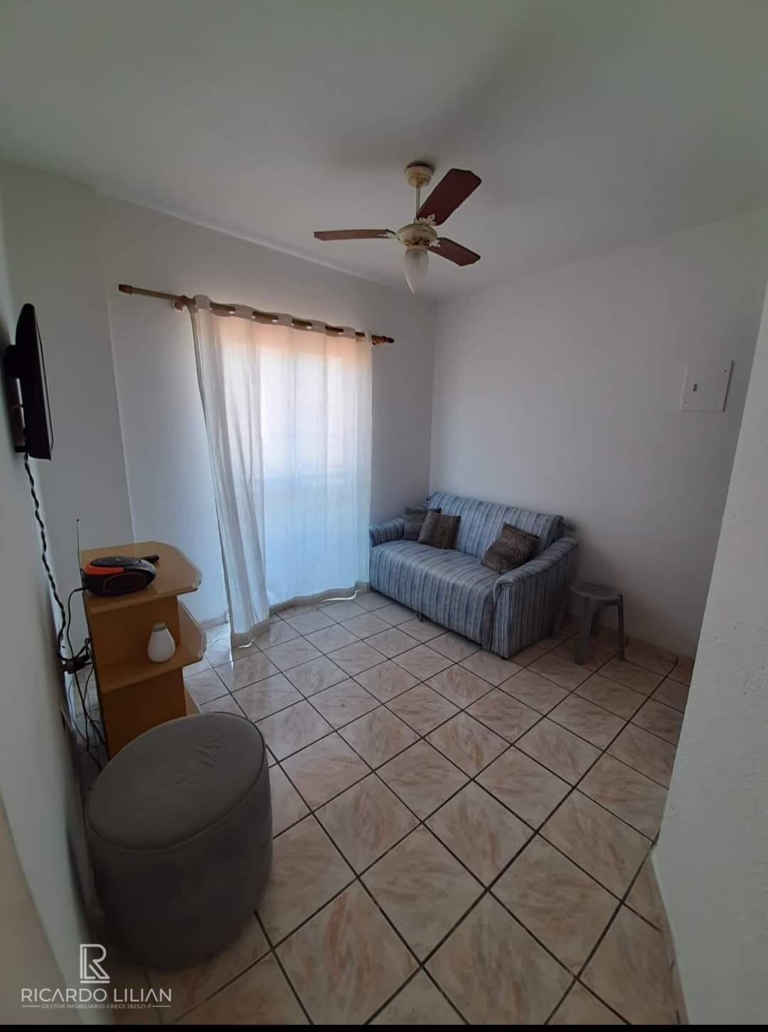 Apartamento à venda com 2 quartos, 98m² - Foto 1