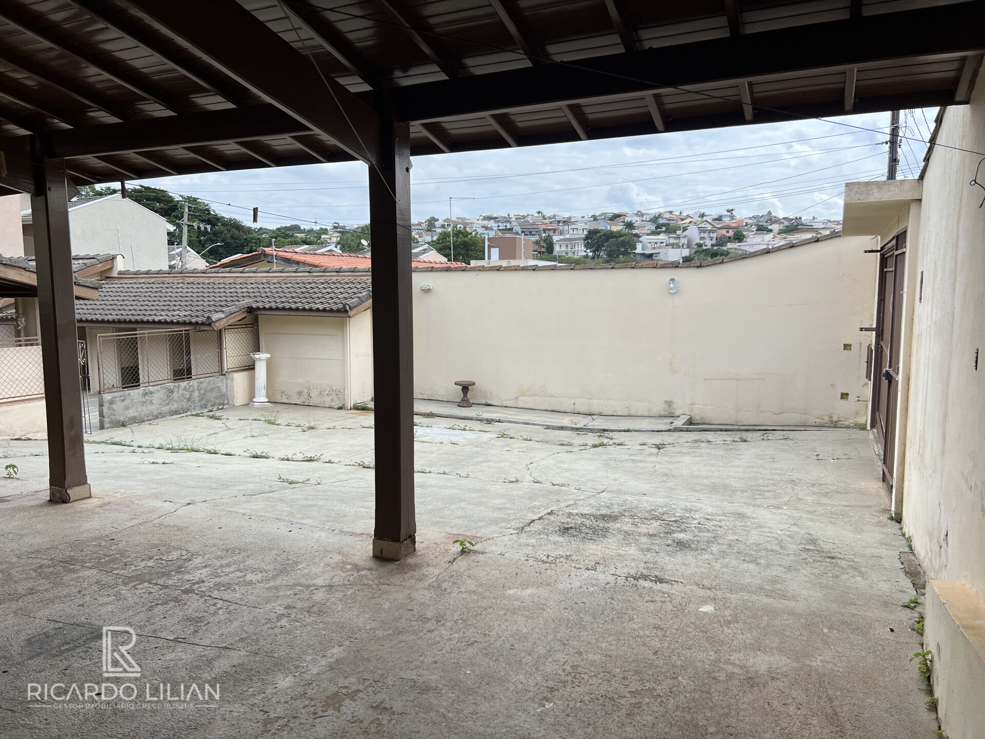 Casa à venda com 1 quarto, 198m² - Foto 5