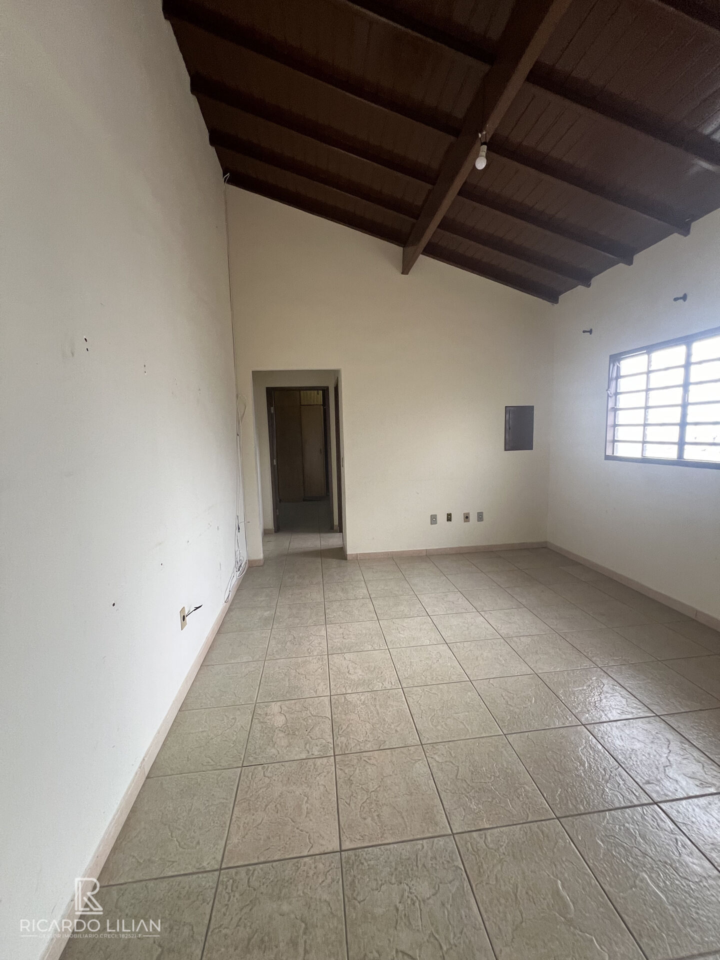 Casa à venda com 1 quarto, 198m² - Foto 25