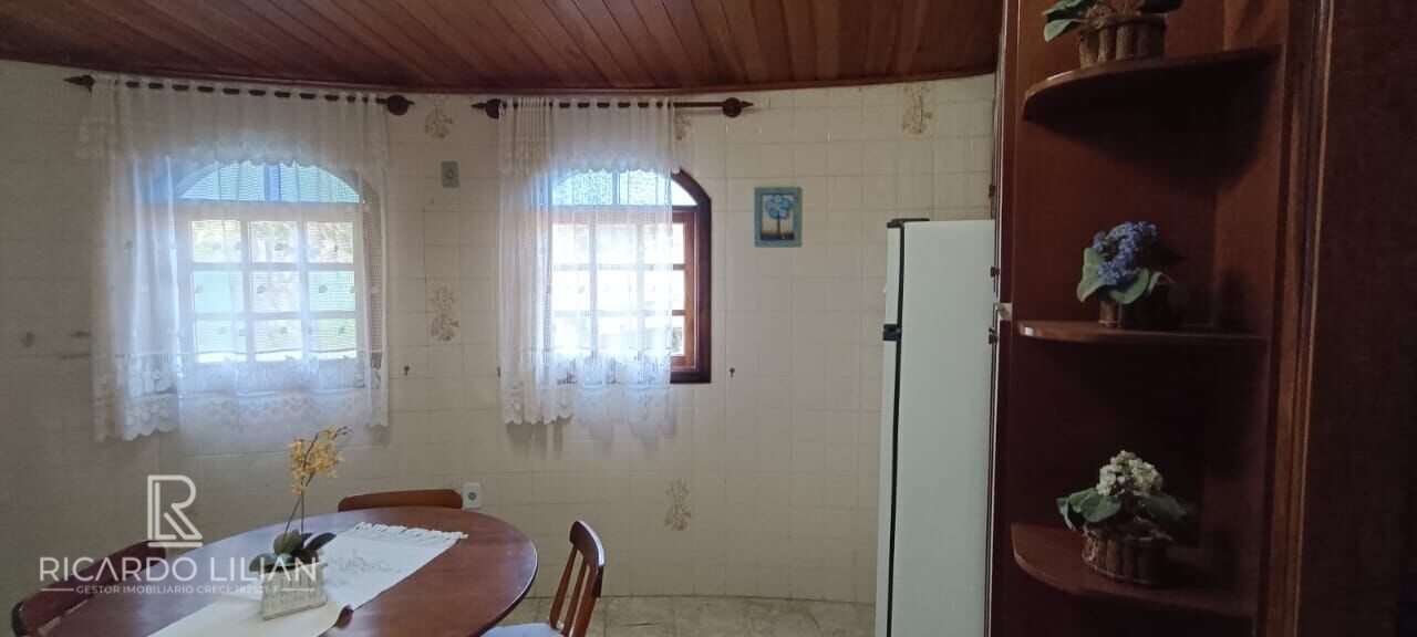 Casa de Condomínio à venda com 3 quartos, 159m² - Foto 17