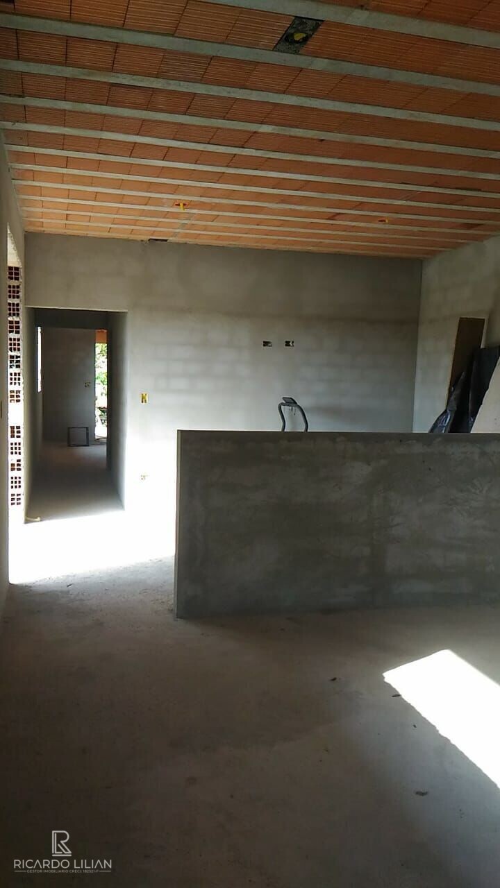 Casa à venda com 4 quartos, 180m² - Foto 37