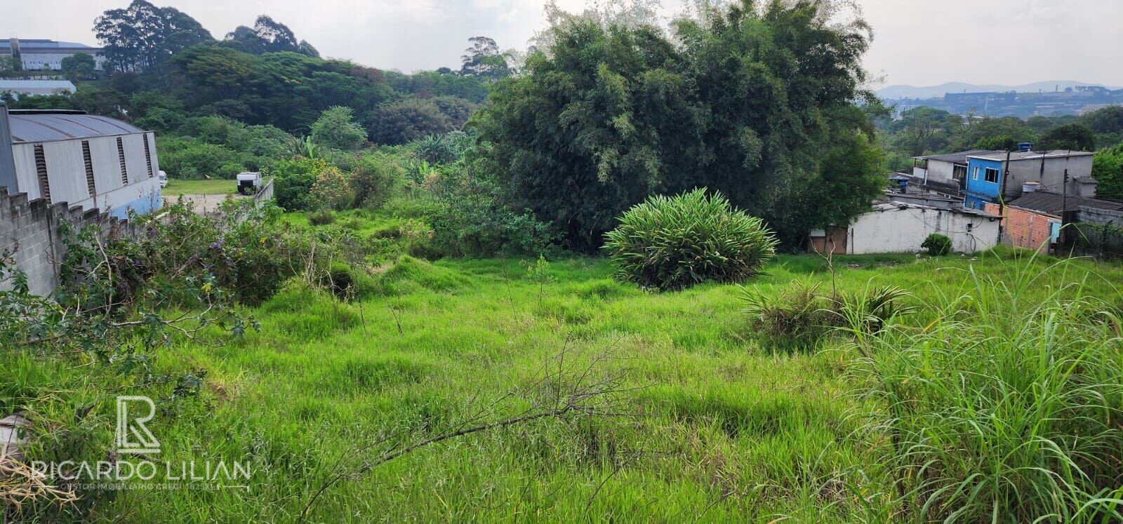 Loteamento e Condomínio à venda, 2470m² - Foto 1