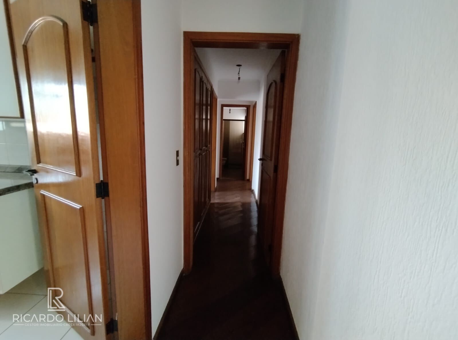 Apartamento à venda com 3 quartos, 150m² - Foto 8