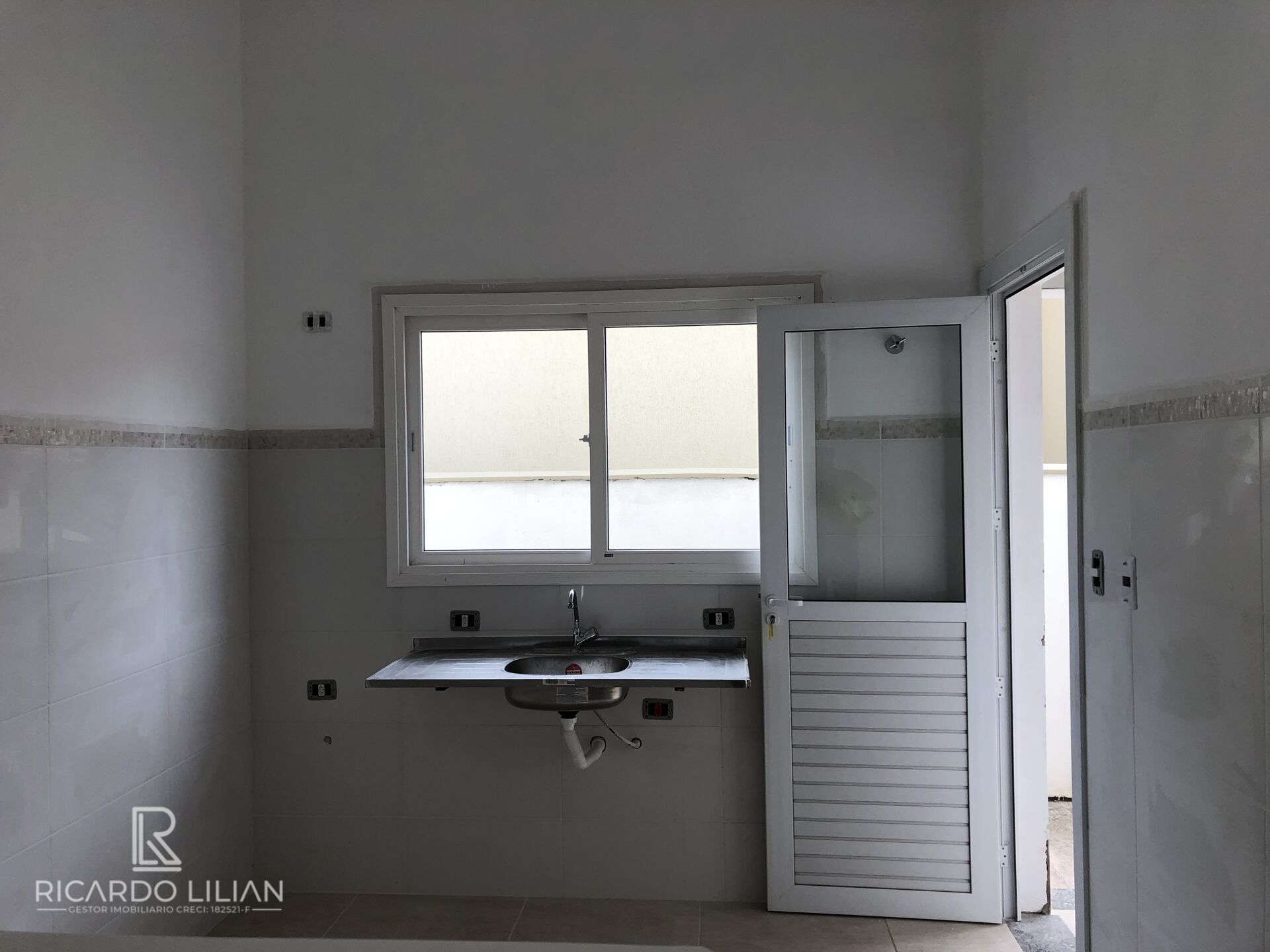 Casa de Condomínio à venda com 3 quartos, 81m² - Foto 23
