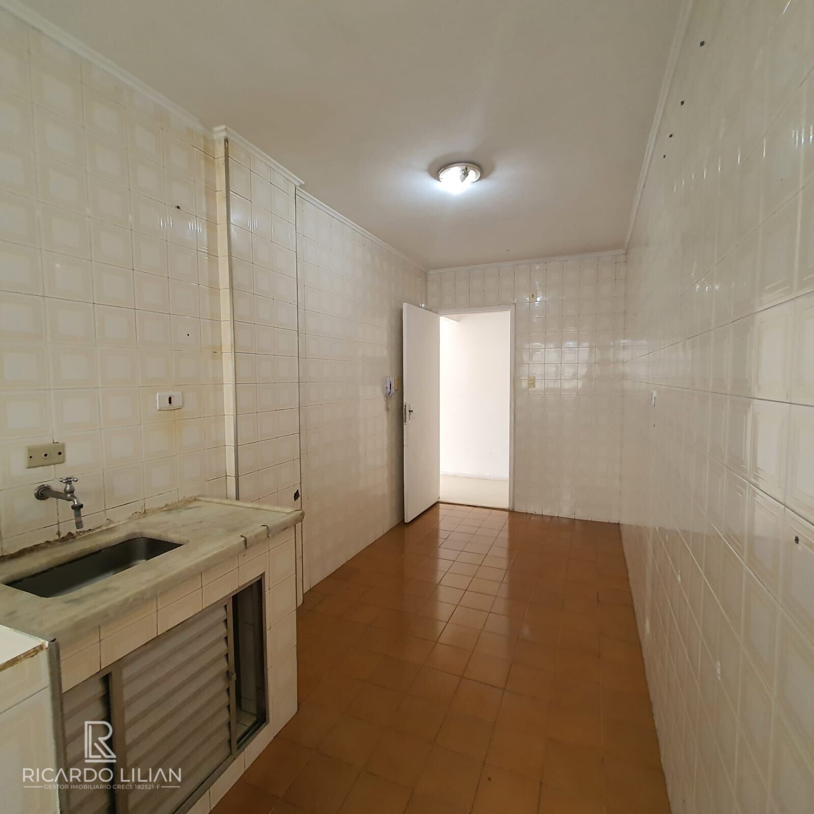 Apartamento à venda com 1 quarto, 59m² - Foto 7