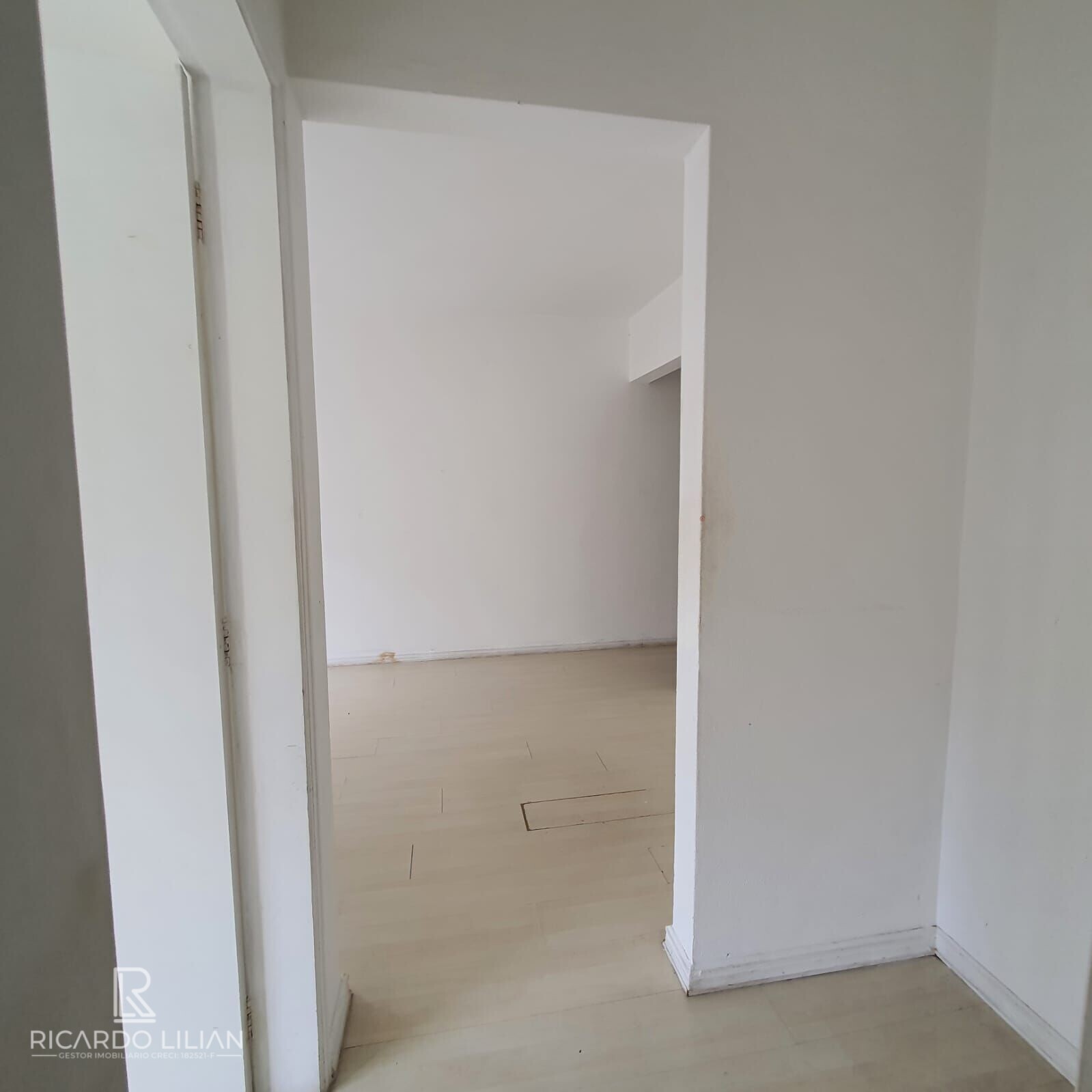 Apartamento à venda com 1 quarto, 59m² - Foto 14