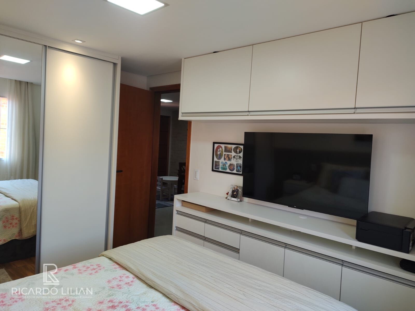 Apartamento à venda com 2 quartos, 53m² - Foto 4