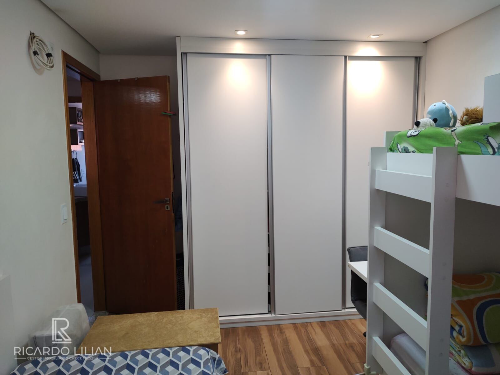 Apartamento à venda com 2 quartos, 53m² - Foto 7