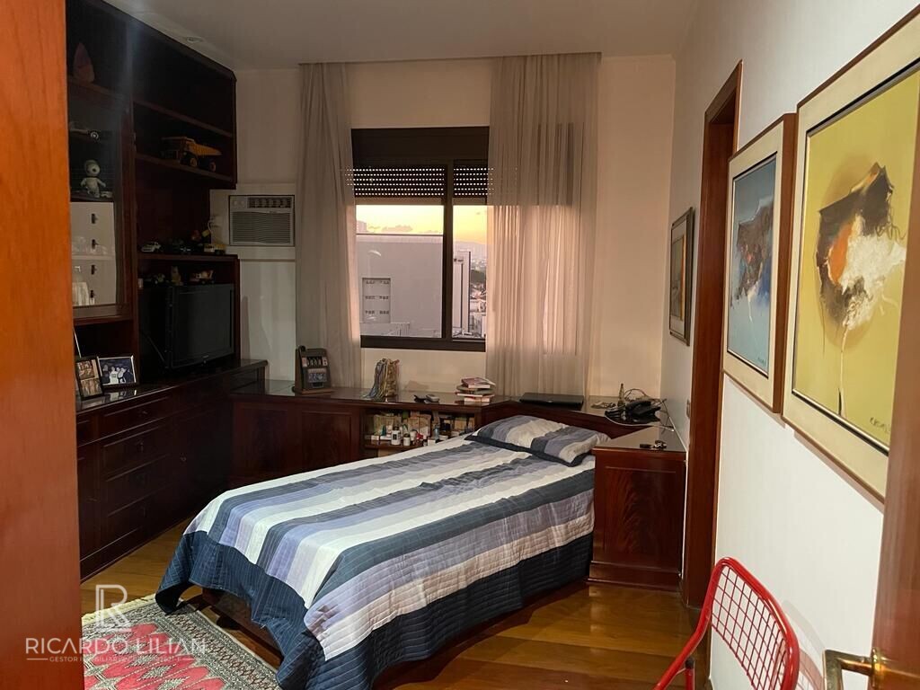 Apartamento à venda com 3 quartos, 500m² - Foto 8