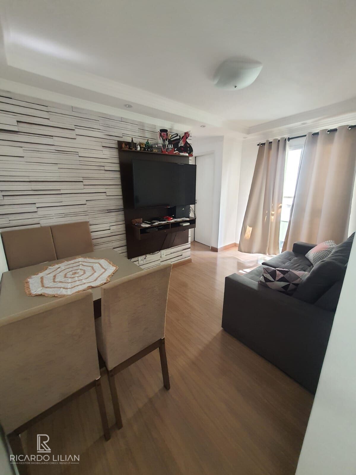 Apartamento à venda com 2 quartos, 50m² - Foto 1