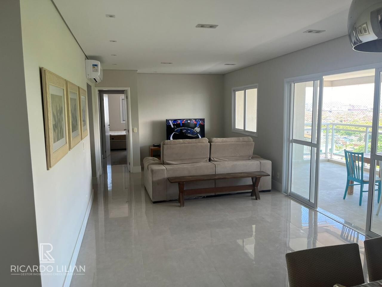 Apartamento à venda com 3 quartos, 134m² - Foto 9