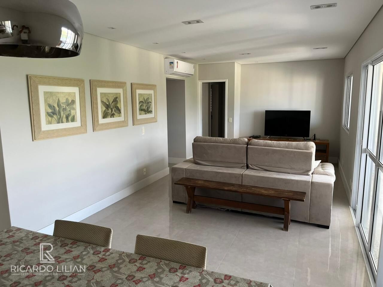 Apartamento à venda com 3 quartos, 134m² - Foto 3