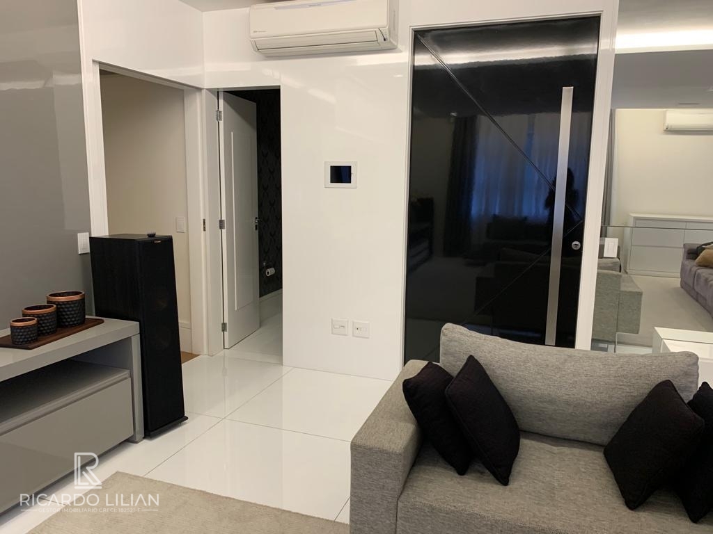 Apartamento à venda com 3 quartos, 275m² - Foto 13